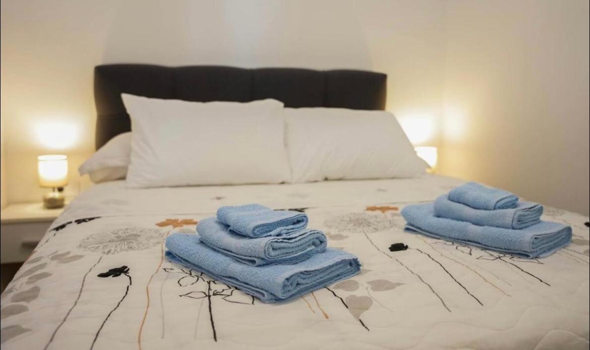 Apartmani Antonia Račišće Exteriör bild