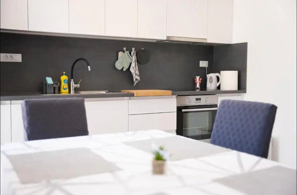 Apartmani Antonia Račišće Exteriör bild