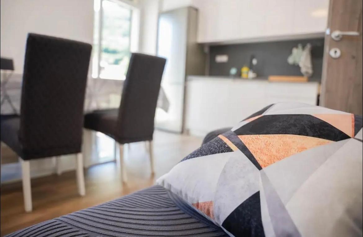 Apartmani Antonia Račišće Exteriör bild