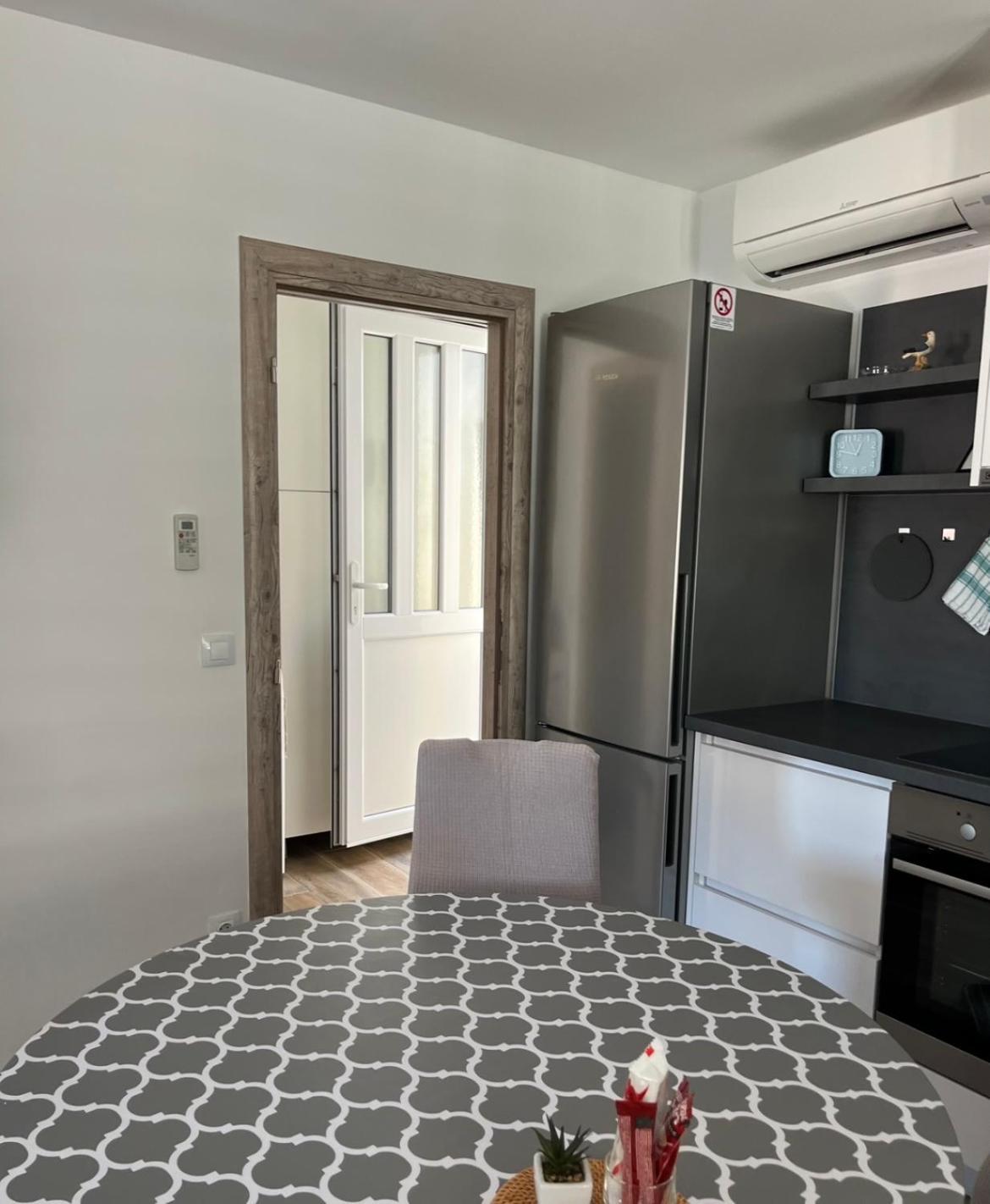 Apartmani Antonia Račišće Exteriör bild
